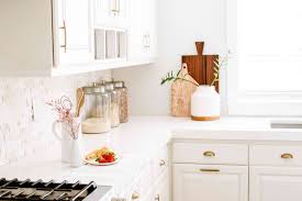 Below, we've rounded up a list of items you can use in styling your kitchen stack a couple of hardbound cookbooks and coffee table books in the corner of a counter or lay them flat. Essential Tips To Keep Your Kitchen Counters Organized