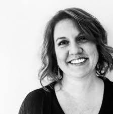 Lisa Micheli's Instagram, Twitter & Facebook