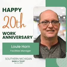 Melissa Easter's Instagram, Twitter & Facebook