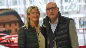 L'uomo, che negli ultimi anni si era ritirato a vita privata, ha passato. Ciccio Graziani Chi E La Moglie Puglia24news It