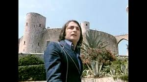 He had a tendency to befriend older people, and, in 1958, he met bassist vicente lopez. Nino Bravo Un Beso Y Una Flor 1972 Clip Youtube