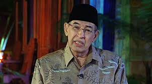 Tim pengacara basuki tjahaja purnama atau ahok menyayangkan pernyataan salah satu saksi yang mengaku tidak paham isi surat al maidah ayat 51. Pakar Tafsir Al Qur An Prof Quraish Shihab Bedah Arti Surat Al Maidah Ayat 51 Fesbuker Com