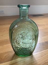 Vintage Green Glass TWD Franklin Eagle/ Ship Embossed Collectors Bottle (D2)