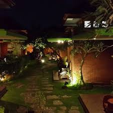 Berada di barat hartono mall. Photos A Rumput Hotel Resort Resto Complexe Hotelier A Sleman