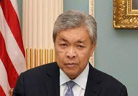 Oct 27, 2020 · ahmad zahid hamidi's letter to the agong, in which the umno president expressed support for his pkr counterpart anwar ibrahim as prime minister, was sent just 48 hours after he met with prime minister muhyiddin yassin, an investigation by malaysianow confirms. Istana Negara Menangguhkan Perjumpaan Antara Zahid Hamidi Dengan Agong The Malaysia Post
