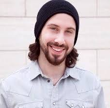 Avi Benjamin's Instagram, Twitter & Facebook