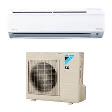 Harga baiki aircond bermula dari rm80 di kawasan kl & selangor, mengikuti kerosakkan dan alat ganti. Daikin 1 0hp R32 Air Conditioner Ftv28pv1ef Rv28fv1m Built In Wifi Seng Huat