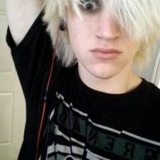 Logan Kaiser (@dark_link_666_)