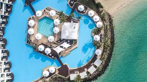 A different way to stay. Ihg Hotels Resorts Unsere Hotelmarken