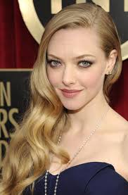 Sag Awards Edition Amanda Seyfried Hair Color Formula 1 Base 8ah 1 2oz 10ah 1 2oz 9n 1oz Hair Styles Amanda Seyfried Hair Side Hairstyles