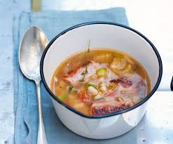 Recette Facile Soupe De Haricots Blancs Et Saucisses Recette Soupe Haricot Soupe Aux Haricots Blancs Recettes De Cuisine
