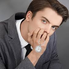 Amazon.com: EUEAVAN Seal of Archangel Michael Pendant Necklace Keychain for  Men Saint St. Michael 7 Archangels Seal Sigil of Archangel Michael Amulet  Pagan Jewelry Women (Archangel keychain silver) : Clothing, Shoes &