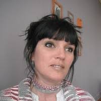 20+ "Isabelle Mora" profiles