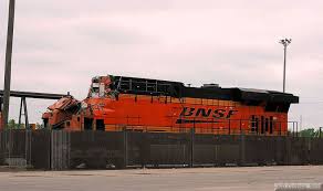 Wrecked Bnsf 7847 Railroad Photography Train Wreck Diesel Locomotive