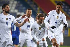 وكان منتخب فرنسا تأهل من المجموعات كأول المجموعة السادسة التي. Ø§Ù„ÙˆØ·Ù† Ø³Ø¨ÙˆØ±Øª ÙƒØ±ÙŠÙ… Ø¨Ù†Ø²ÙŠÙ…Ø§ ÙŠØ¹ÙˆØ¯ Ù„Ù…Ù†ØªØ®Ø¨ ÙØ±Ù†Ø³Ø§ Ø¨Ø¹Ø¯ ØºÙŠØ§Ø¨ Ø£ÙƒØ«Ø± Ù…Ù† 2000 ÙŠÙˆÙ…