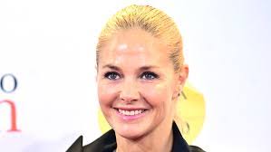 Elsa Ramirez's Instagram, Twitter & Facebook