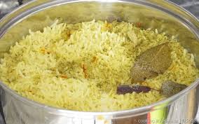 Allow to fry for another minute and add the chicken back into the pot. Chicken Biryani Recipe Murgh Biriyani Recipe Indian Style Cooking Jingalala