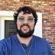 Thad Tucker's Instagram, Twitter & Facebook