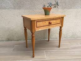 L'idée est de mettre une touche de. Petit Meuble De Chevet Vintage Brocnshop