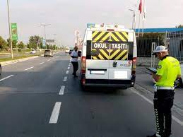 ozel aracta yan yana oturmak yasak mi yaya arac sehir
