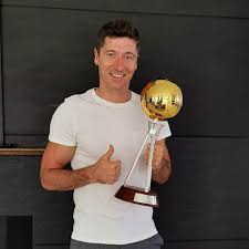 Maybe you would like to learn more about one of these? The Best 2020 Robert Lewandowski Y Su Impresionante Coleccion De Trofeos Que Gano En El Ano Bayern Munich Fifa Rpp Noticias
