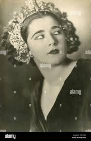 American performer actress hi-res stock photography and images