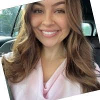 Jennifer Lariviere's Instagram, Twitter & Facebook