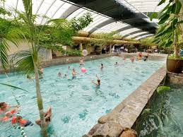 subtropische zwembad aqua mundo het meerdal subtropisch zwemmen