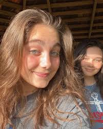 Betsy (@betsywillis_) • Instagram photos and videos