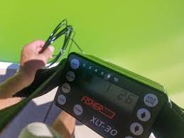 By electronically amplifying leak sounds, selectively filtering out noise, isolating the leak sound, and. Education Leak Tools Blog