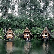 Dusun Bambu Family Leisure Park Bandung Indonesia Leorimba Rumah Danau Kabin Rumah Fantasi