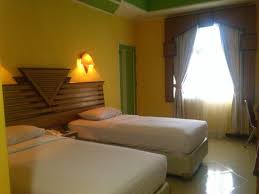 See more of bukittinggi hotel reservation on facebook. Up On The Mountain Bukittinggi Review Of Kharisma Hotel Bukittinggi Indonesia Tripadvisor