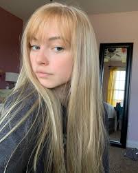 emma ! (@embangert) · Instagram 照片和视频