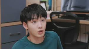 With the help of Shao Beisheng in "Flying with You", Shen Zheng is sad and  happy