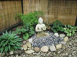 Garten Gestalten Bilder 39 Gartengestaltungsideen Die Kaum Muhe Erfordern Garten Gestalten Steingarten Gestalten Garten Design