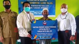 Kali ini kami kongsikan cara buat permohonan pembiayaan pendidikan boleh ubah (ppbu) bank rakyat online. Peduli Siswa Daerah Terpencil Ybm Bri Kanca Bondowoso Salurkan Bantu