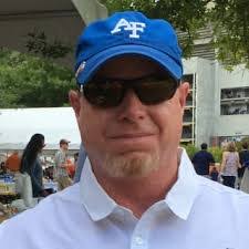 Philip Piasecki's Instagram, Twitter & Facebook