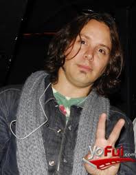 YoFui.com Lanzamiento Nuevo Disco Jiminelson en Mori Bellavista, Centro  Mori (1377)