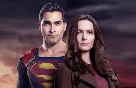 Superman & lois is an american superhero drama television series developed for the cw by todd helbing and greg berlanti, based on the dc comics characters superman and lois lane. Can Superman Lois Rescue The Flagging Cwverse Primetimer
