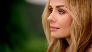 Faith Hill Peace in the Valley Live