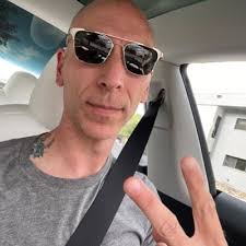 Jon Janosko (@JanoskoJon)