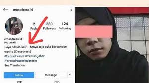 Sebut saja destinasi seperti giri tirta kahuripan, hidden valley hills, hotel gantung gunung parang, hingga sky lodge tertinggi di dunia. Fenomena Crosshijaber Komunitas Pria Bercadar Berhijab Fotonya Masuk Ruang Salat Toilet Wanita Viral Di Ig Joglosemar News