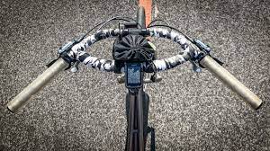 The surly moloko handlebar offers a multitude of hand positions to keep you comfortable and in control over the course of a long day riding over varied terrain. Surly Moloko Handlebar Bag W Jones Bar Mountain Bike Reviews Forum