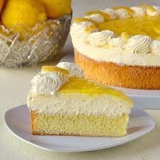 Lemon Mousse Cake Starts With A Great Lemon Curd Recipe Recette Mousse Citron Gateaux Et Delices Gateaux Et Desserts