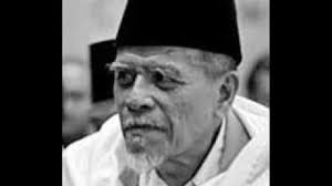 Aku mencintaimu karena agama yang ada padamu. 30 Kata Kata Bijak Buya Hamka Mengenai Kehidupan Dapat Dijadikan Inspirasi Ragam Bola Com