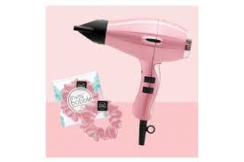 Breast cancer awareness month is officially here and companies are stepping up to make a difference for organizations fighting for a cure. 15 Fashion And Beauty Products You Can Buy To Support Breast Cancer Awareness Elle Canada