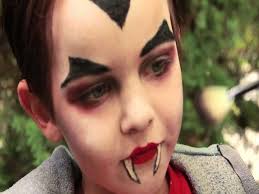 Quale trucco di halloween scegliere, i trucchi per i vostri bambini, perché preferire un contorno occhi piuttosto che un altro e soprattutto quali colori usare? Trucco Halloween Per Bambini Passione Mamma