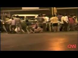 Въезд и выезд из города перекрыт. Terakty V Mumbai Indiya Youtube