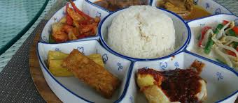 Harga emas di pegadaian padang senin 3 mei 2021: Nasi Padang Traditional Assorted Small Dishes Or Ritual From Padang Indonesia