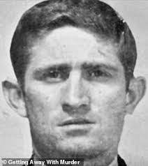 Victor Gore's Instagram, Twitter & Facebook